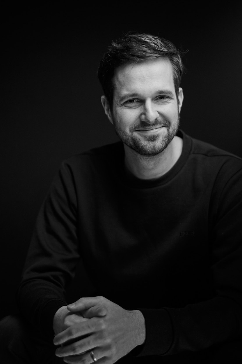 Lukas W.